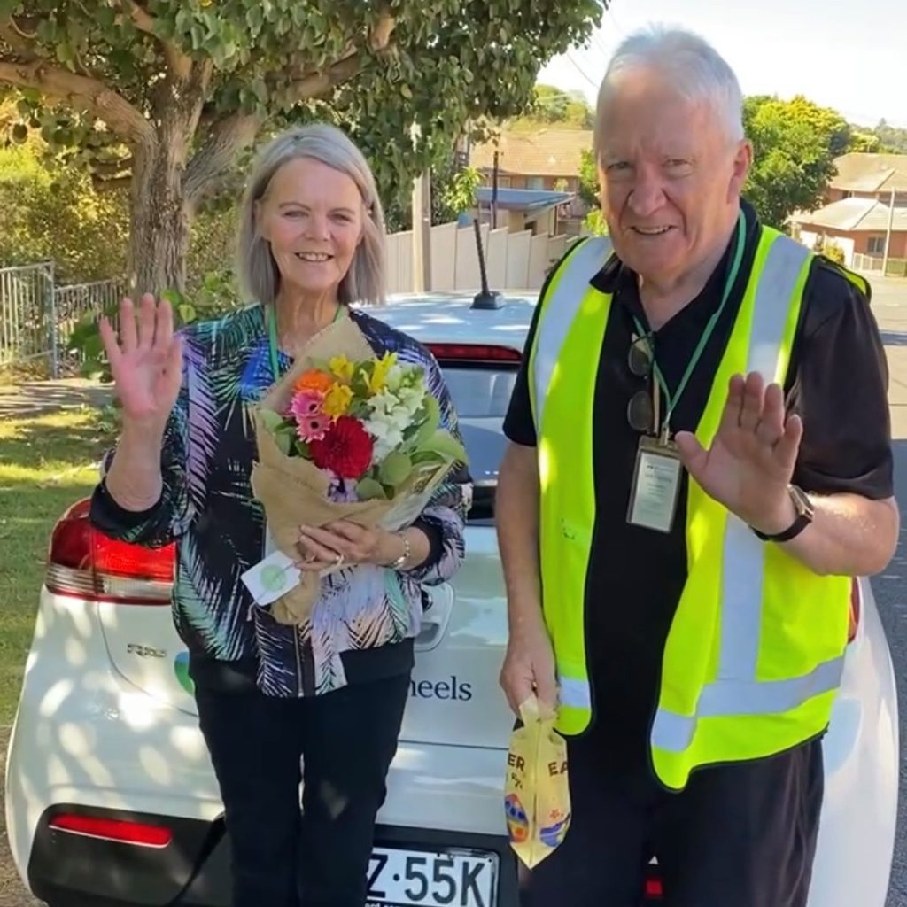 Meals on Wheels volunteers in Sydney preparing to deliver Christmas flowers donated through Little Flowers